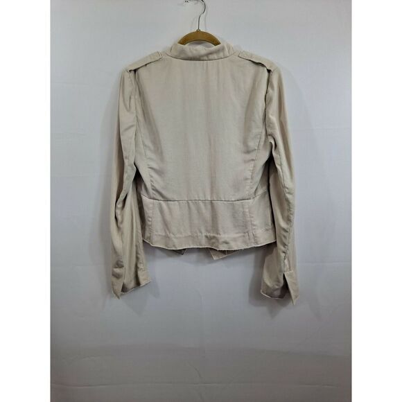 Banana Republic Ladies Blazer.  Tan, Size 8. - Picture 9 of 12